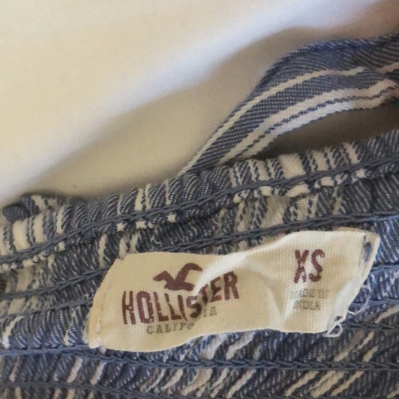 Cute Hollister Romper - Picture 3 of 3